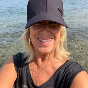 Meet your Posher, Alison